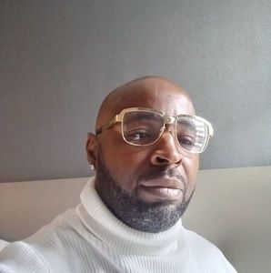 Meet your Posher, Myron